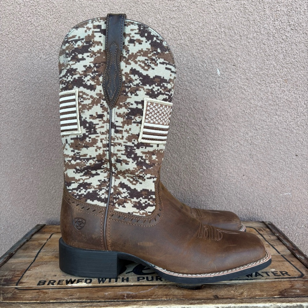 Ariat Women’s Round Up Patriot Western Boot